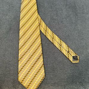 Tie